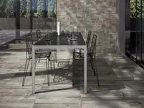 How to lay the outdoor tiles?