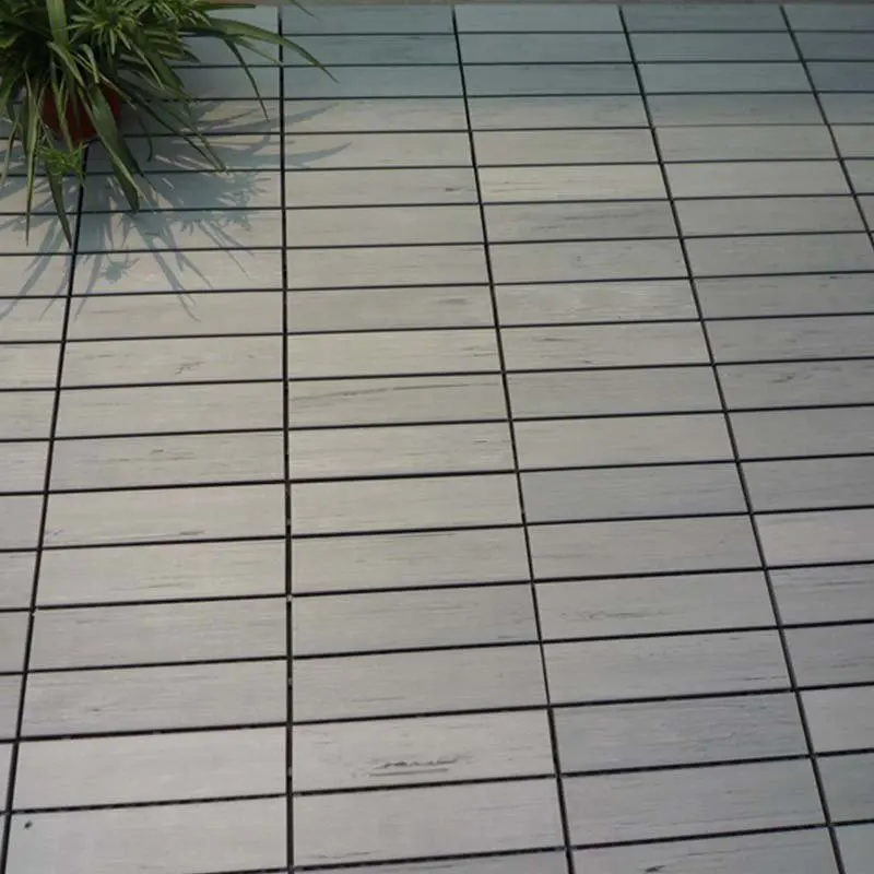 Woodland plastic deck tiles PS12P30312LGH