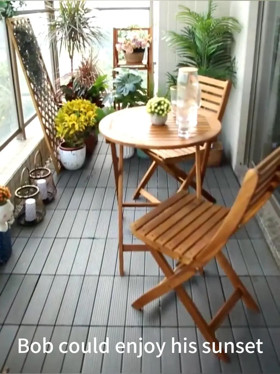 Renew a balcony with composite deck tile